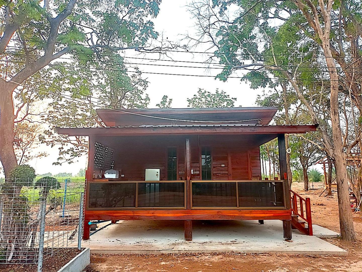 Hotel Isaan Perazim Park à Roi Et Extérieur photo